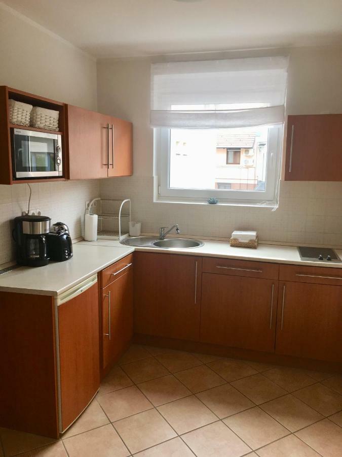 Lake Apartment Heviz Exterior photo